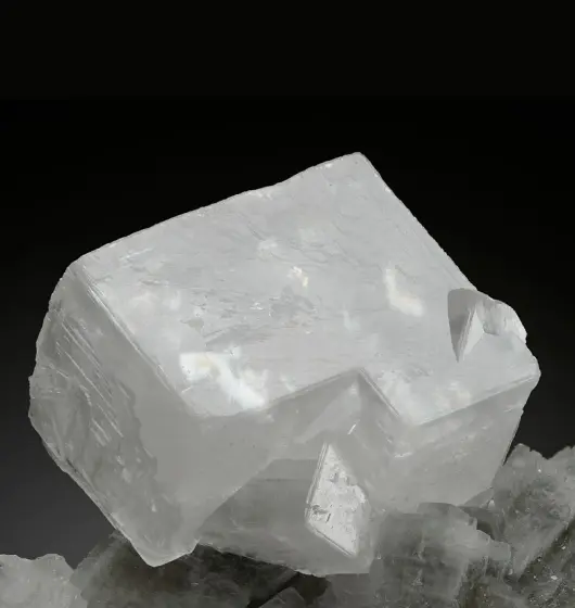 An image containing dolomite mineral which is a form of filter media used in water purification.